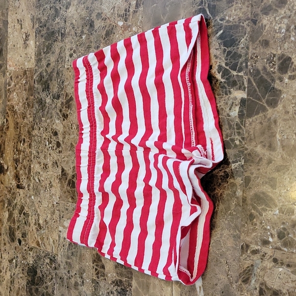 🩷 2 Pairs of Shorts and One Pair of Pants 😁 - Picture 7 of 13